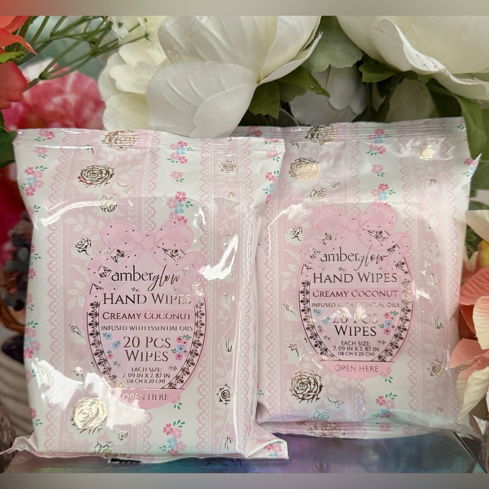 🆕🪷 SALE! AMBER GLOW LIMITED EDITION  “CREAMY COCONUT” HAND WIPES SET OF 2.